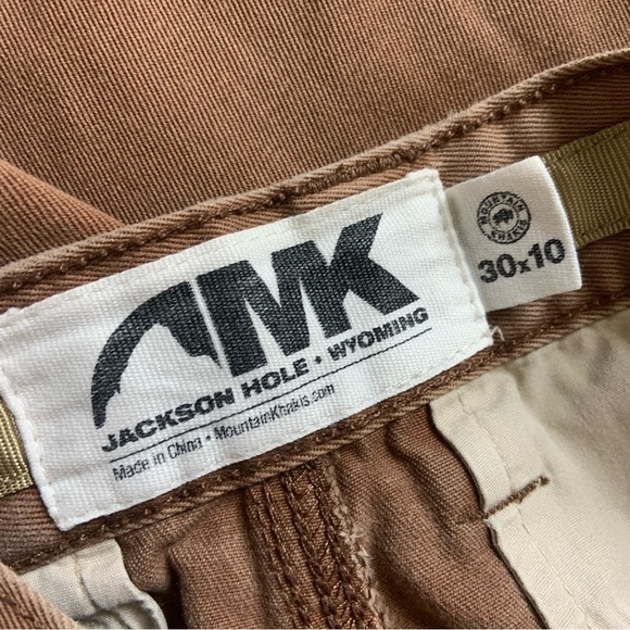 Mountain Khakis Men’s Solid 10” Short - Picture 8 of 11